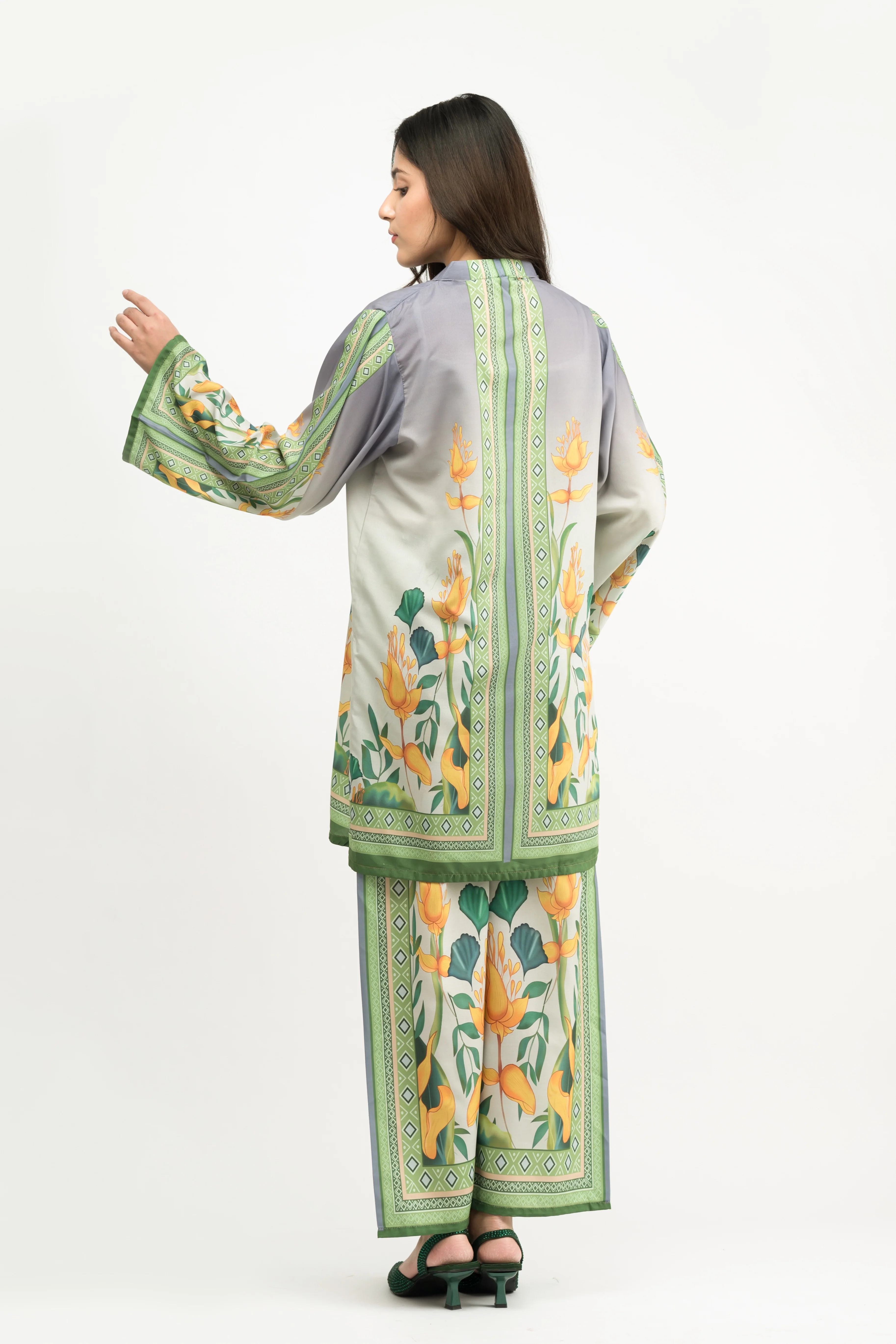 Azmin Printed Swiss Lawn Co-Ord Set - Image 4