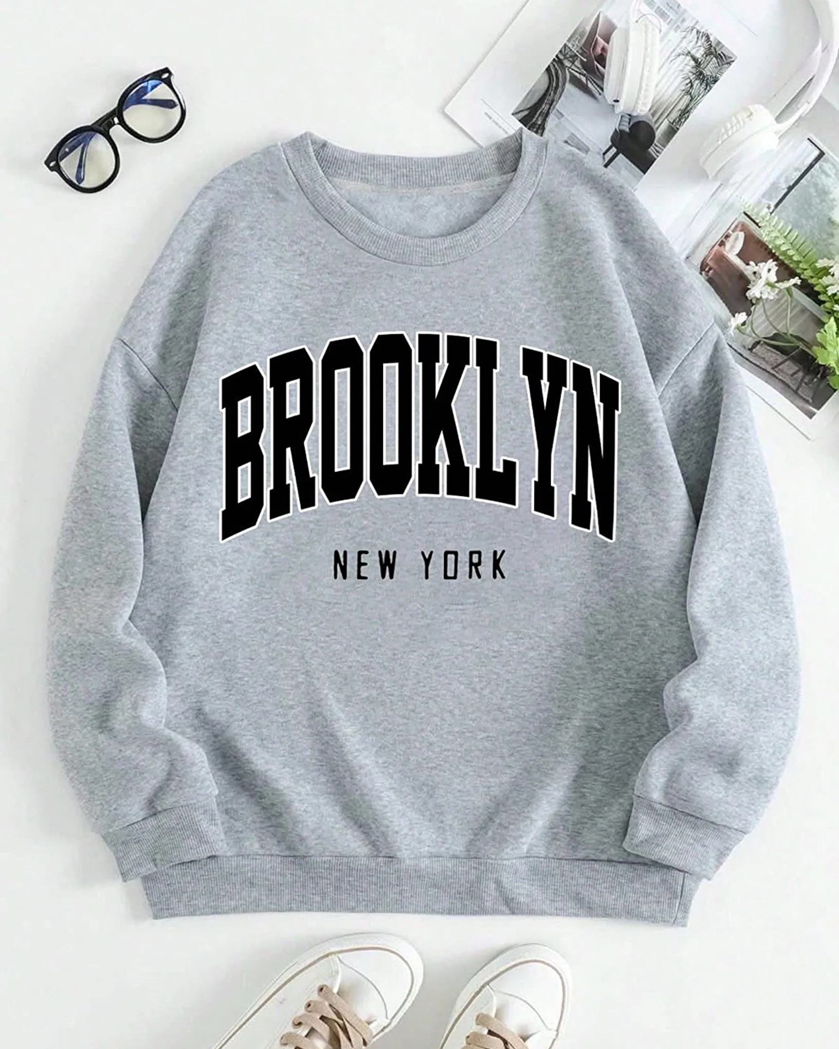 Brooklyn Graphic Oversized Sweatshirt Grey - Image 2