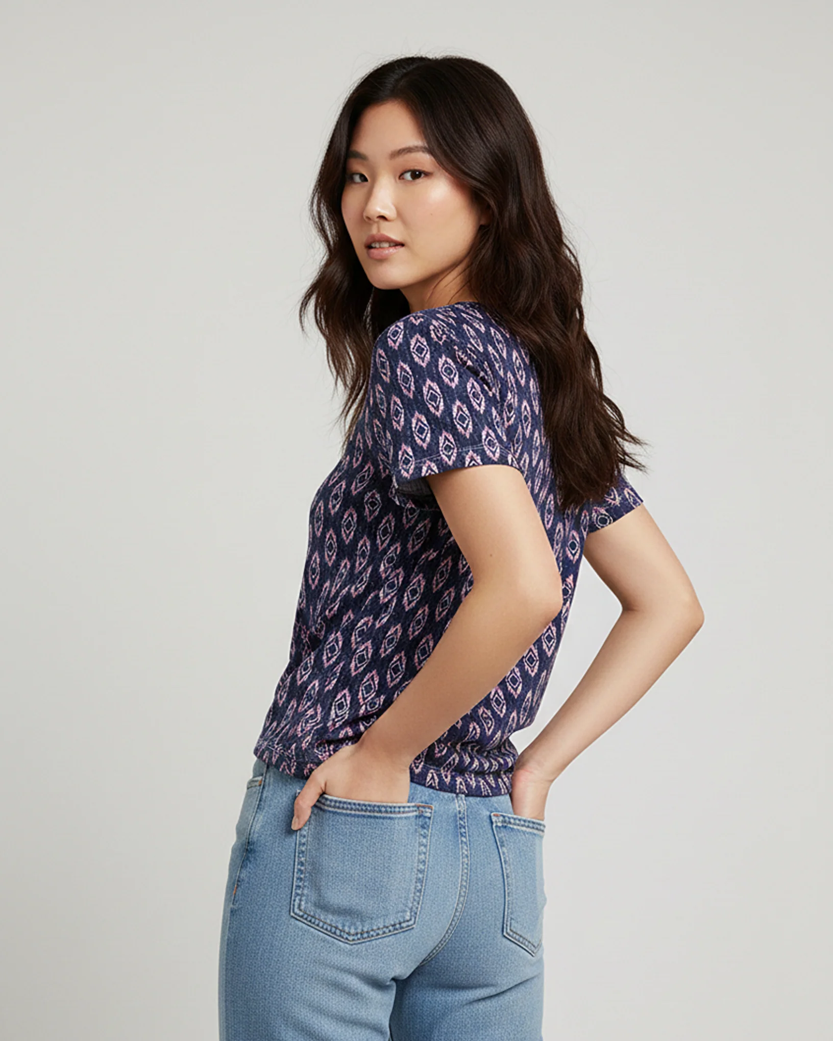 Abstract Crew Neck Short Sleeve All over Graphic Tee - Image 2