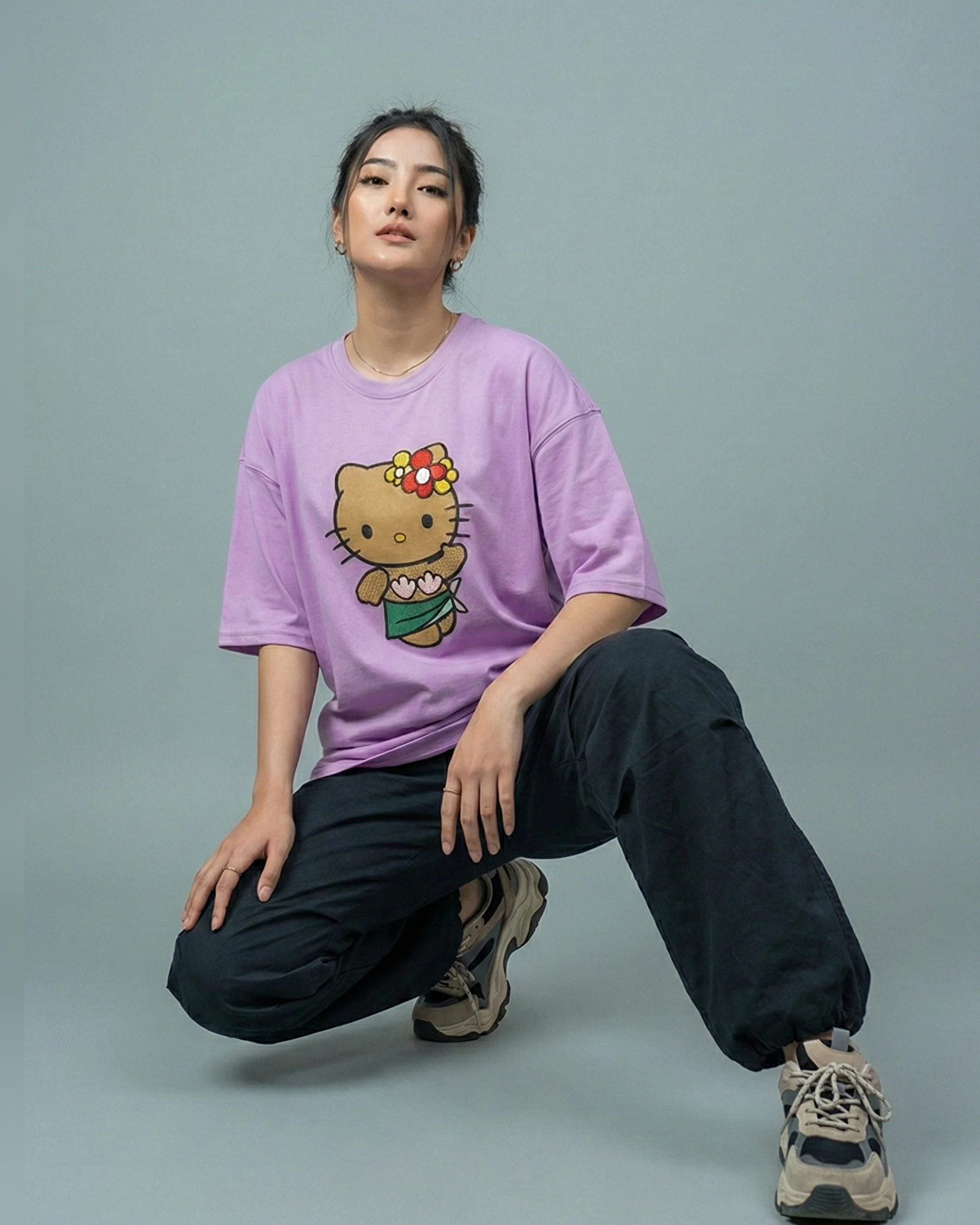 Hi Kitty Embroidered Patched Drop Shoulder Oversized Tee Lavender - Image 2