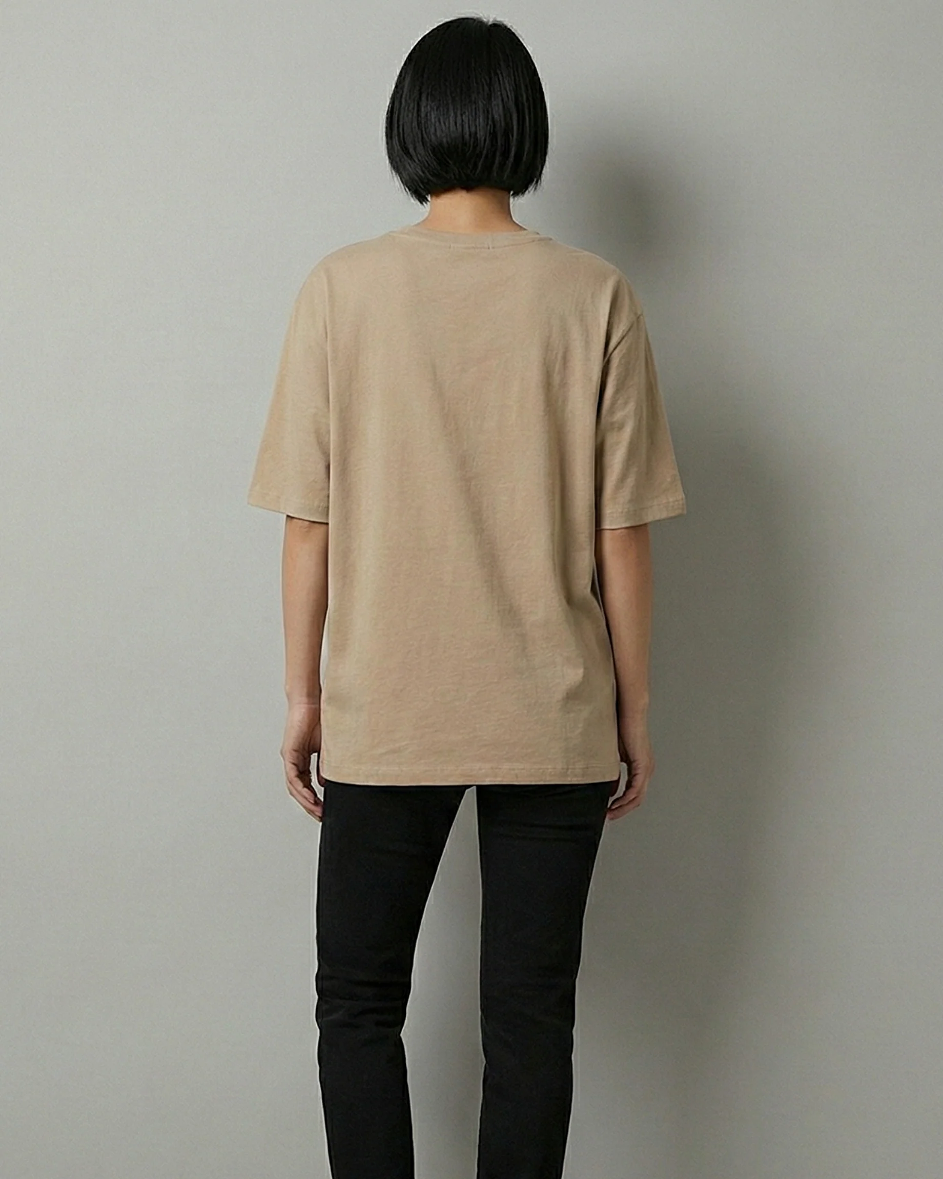 Kurt Geiger London Graphic Drop Shoulder Oversized Tee - Image 3