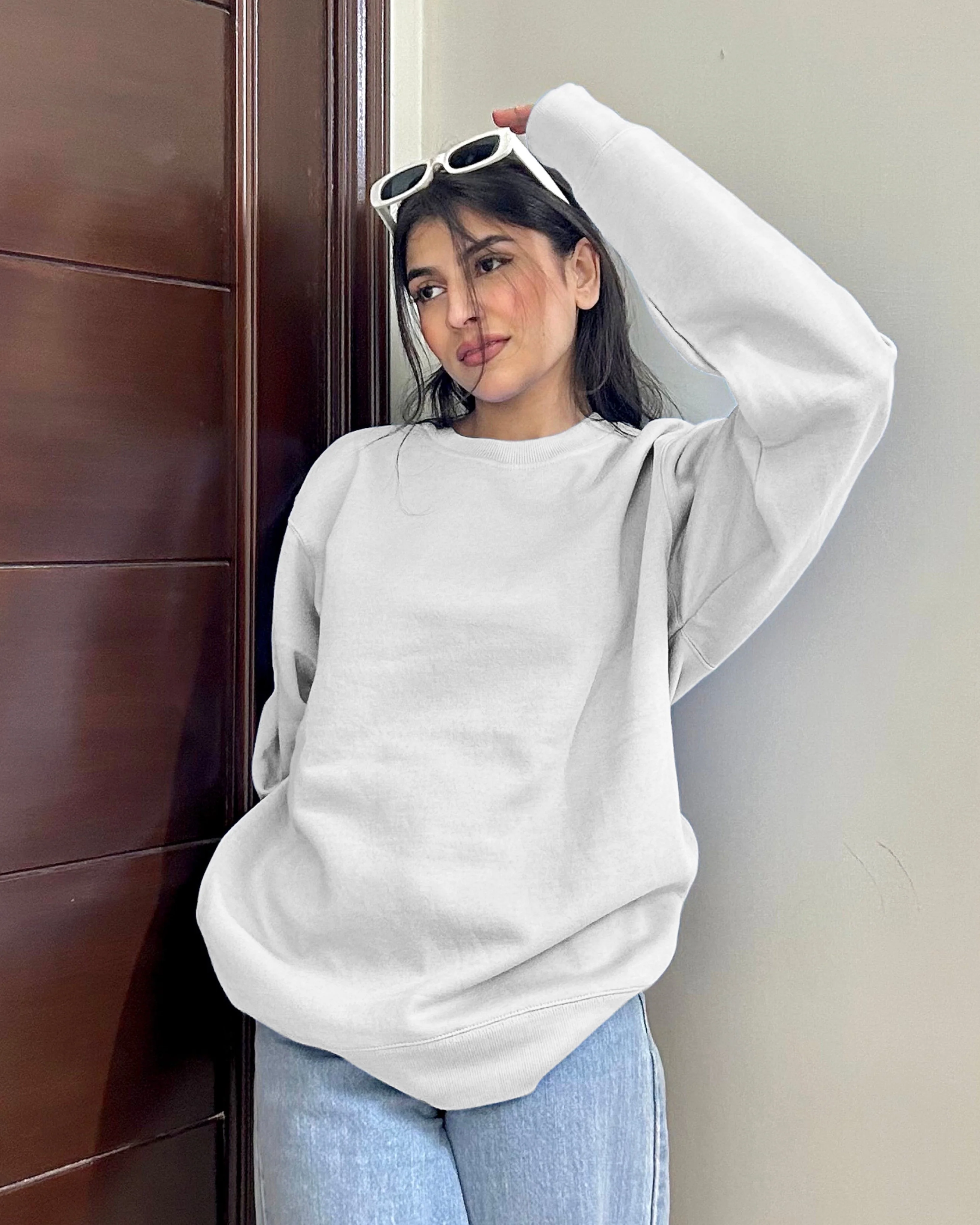 Premium Basic Oversized Fit Sweatshirt White - Image 2