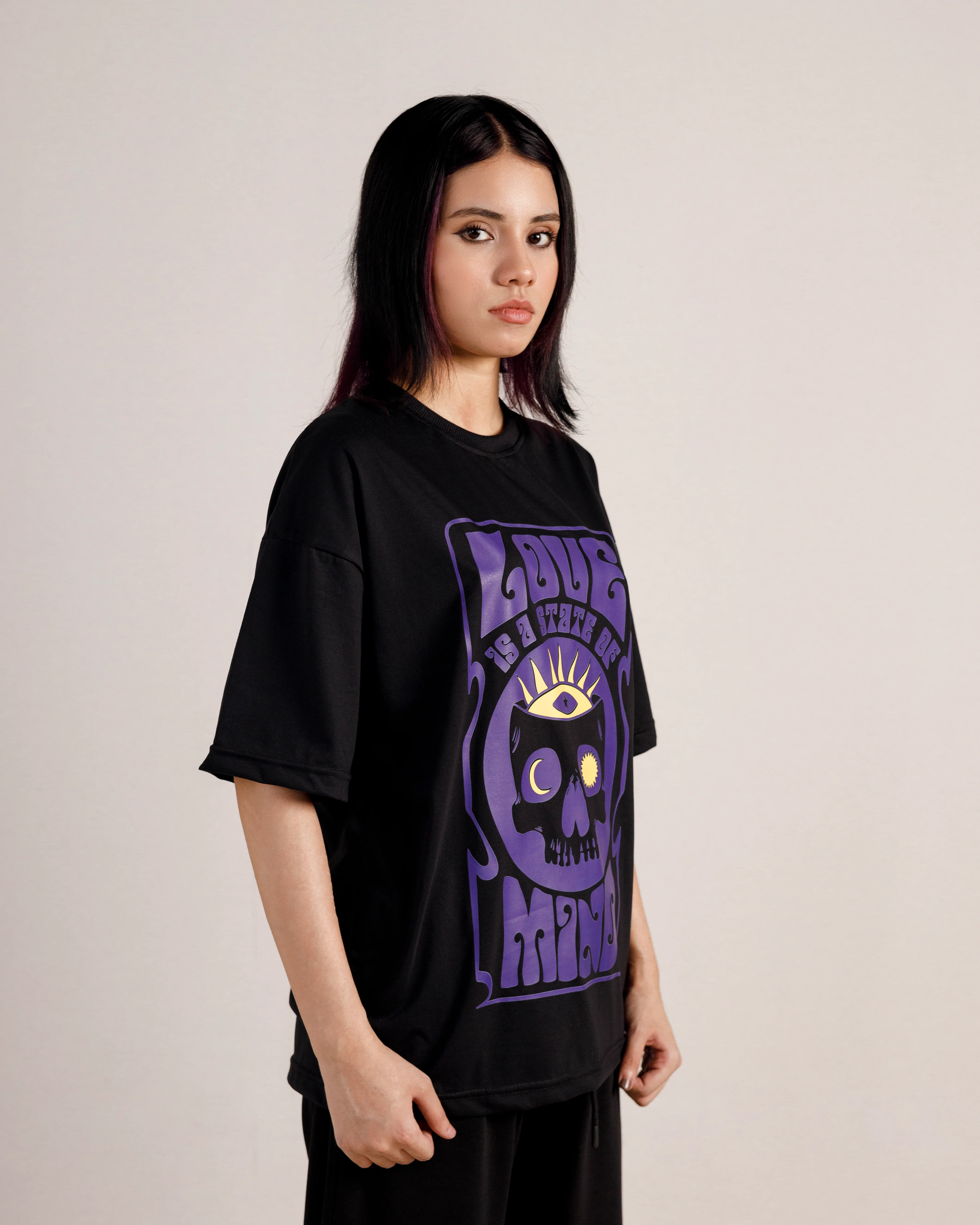 State Of Mind Graphic Drop Shoulder Oversized Tee Black - Image 2