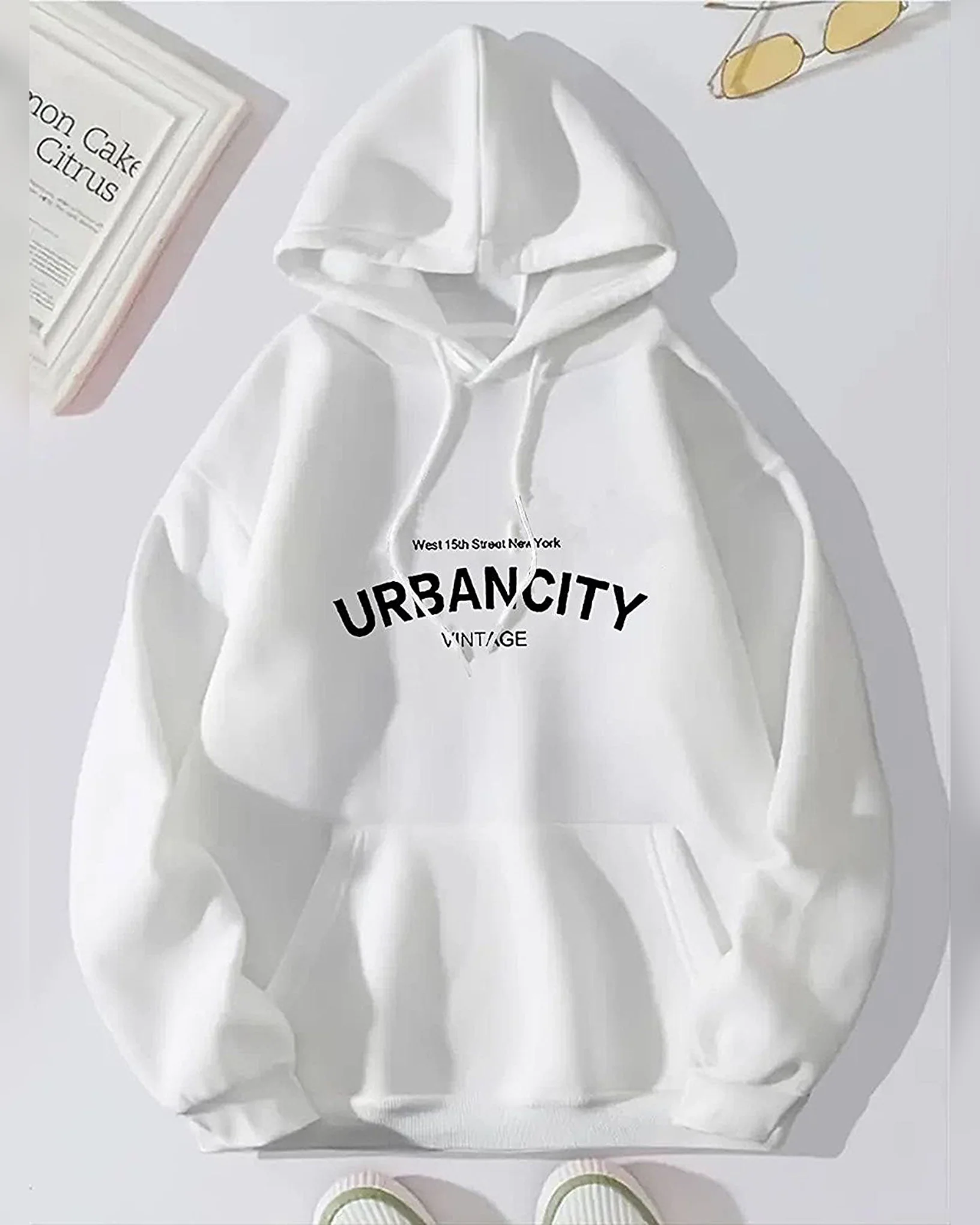 Urban City Graphic Oversized Hood White - Image 2